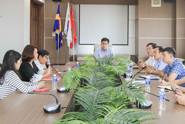 Cựu sinh viên Khóa 15 sẽ đồng hành cùng Nhà trường để hỗ trợ sinh viên có hoàn cảnh khó khăn